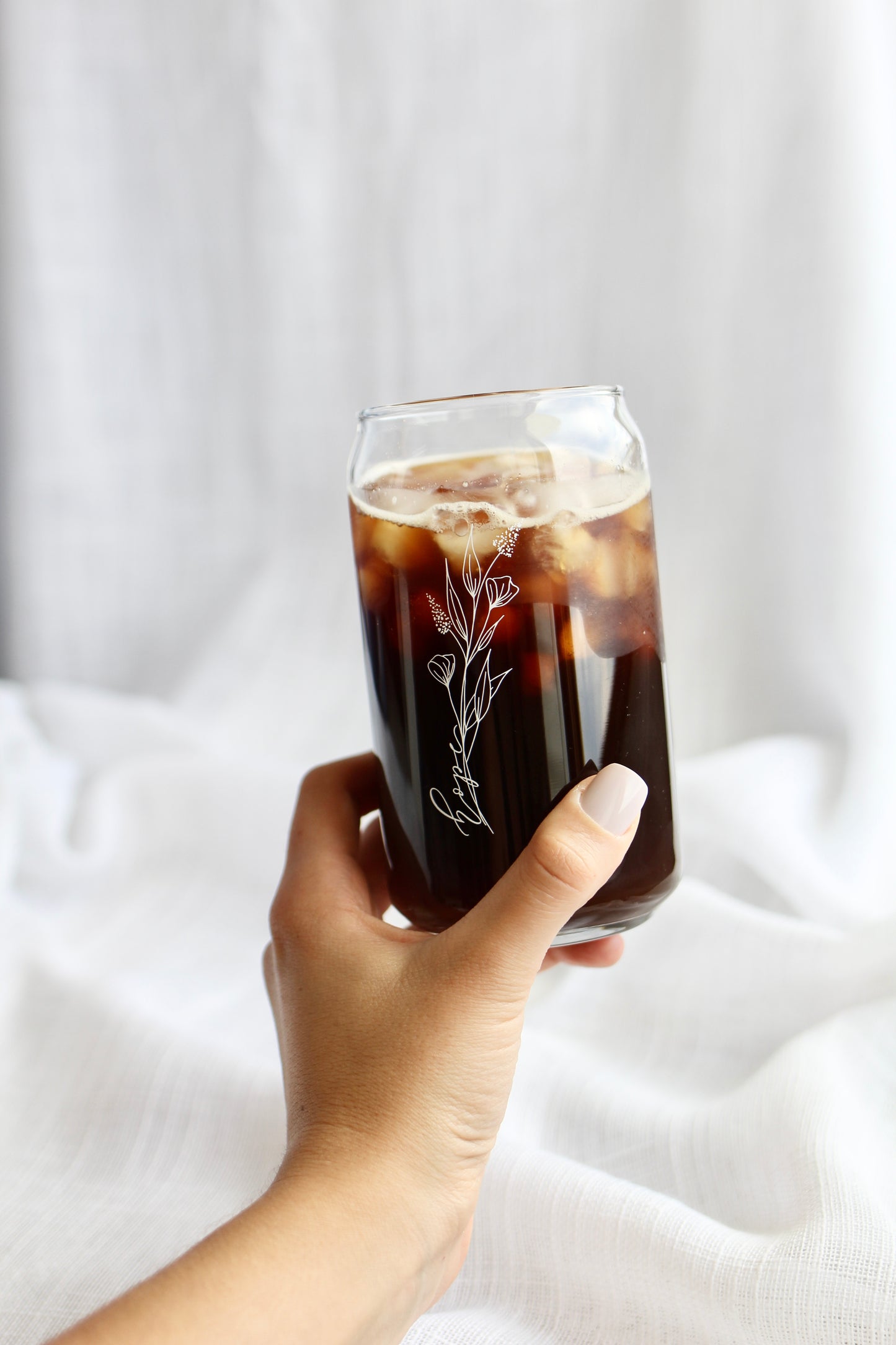 "Hope" floral can glass