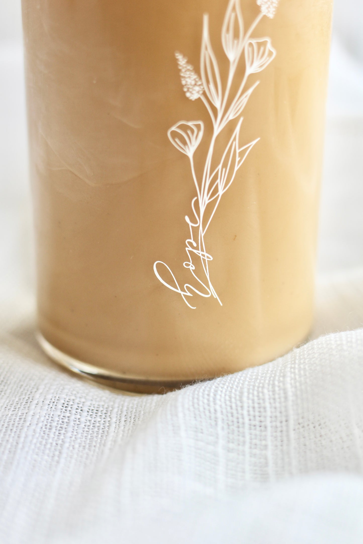 "Hope" floral can glass