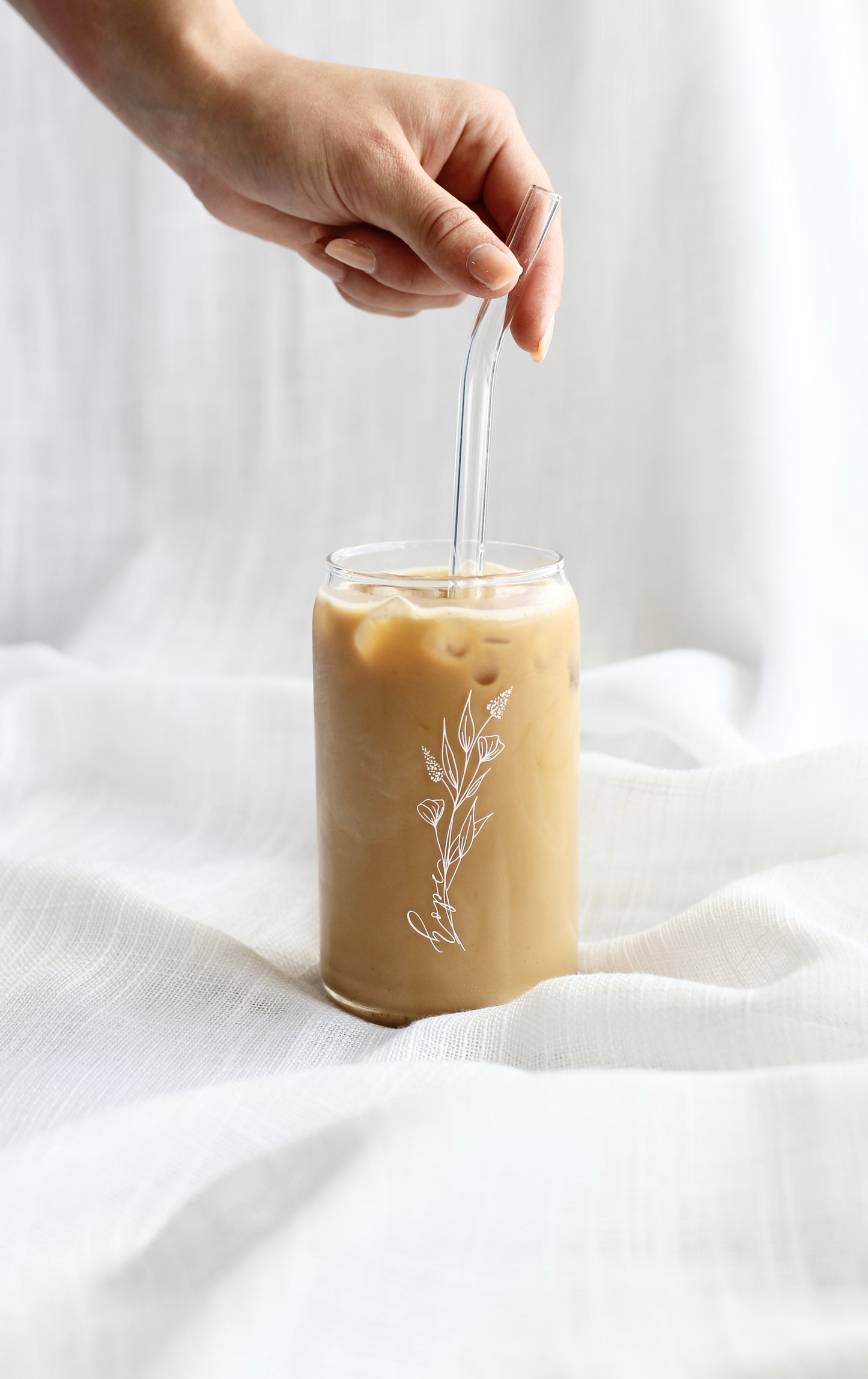 "Hope" floral can glass