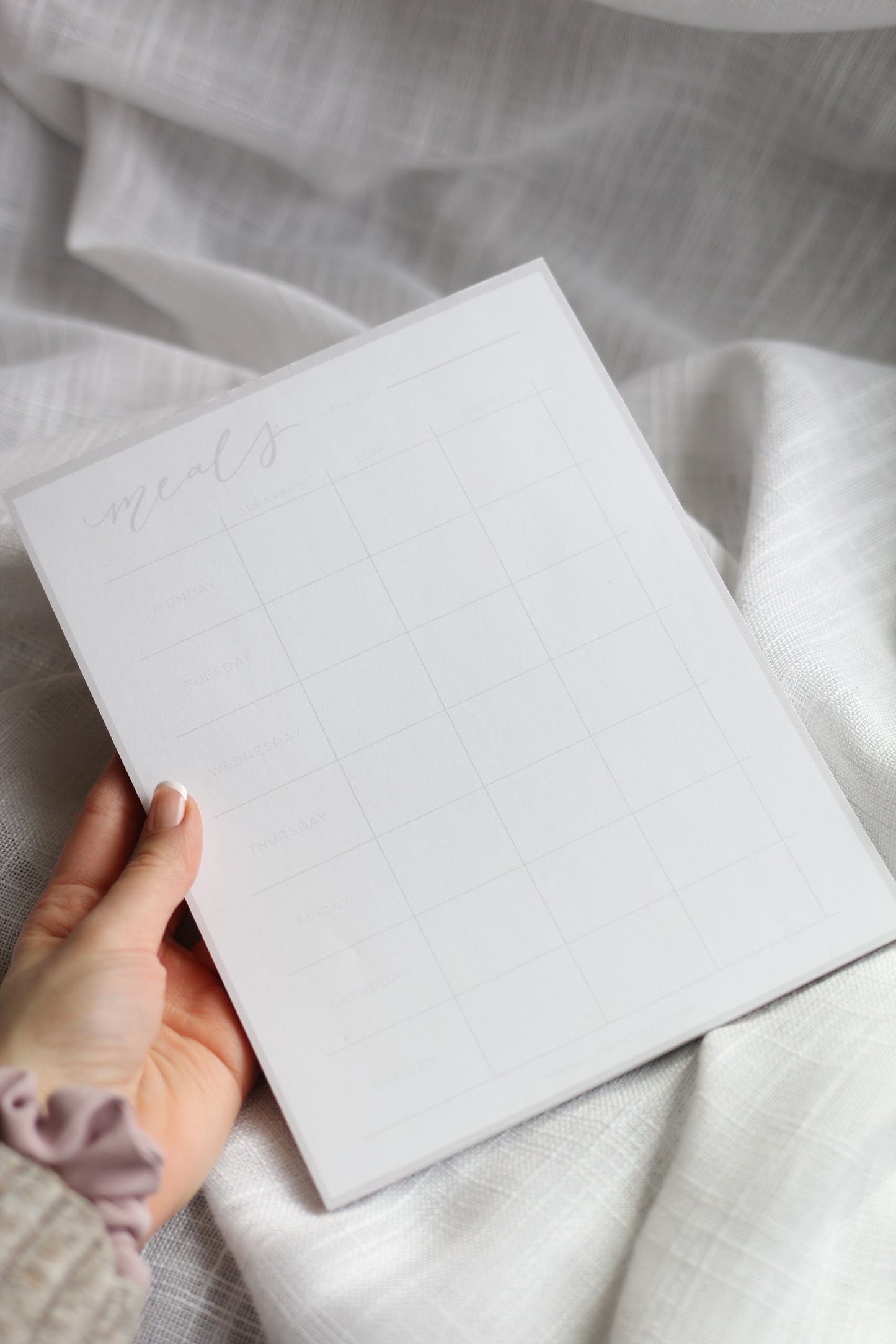 Blush Minimalist Menu Planner